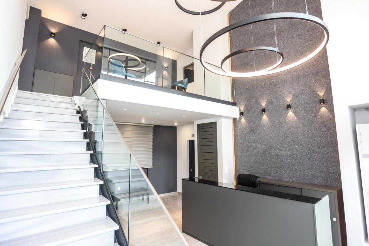 Cynthia Aparthotel Nea Vrasna Bagian luar foto