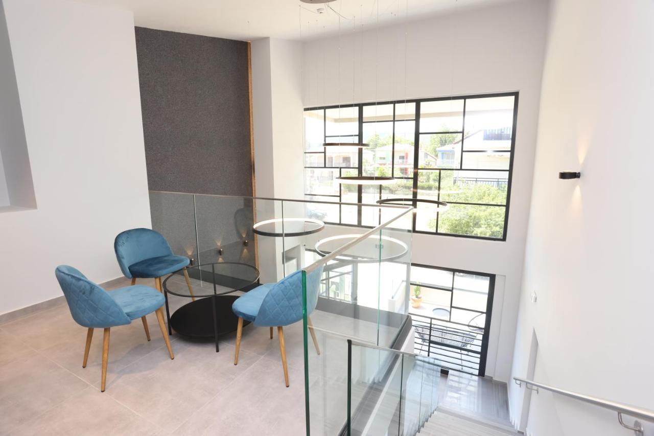 Cynthia Aparthotel Nea Vrasna Bagian luar foto