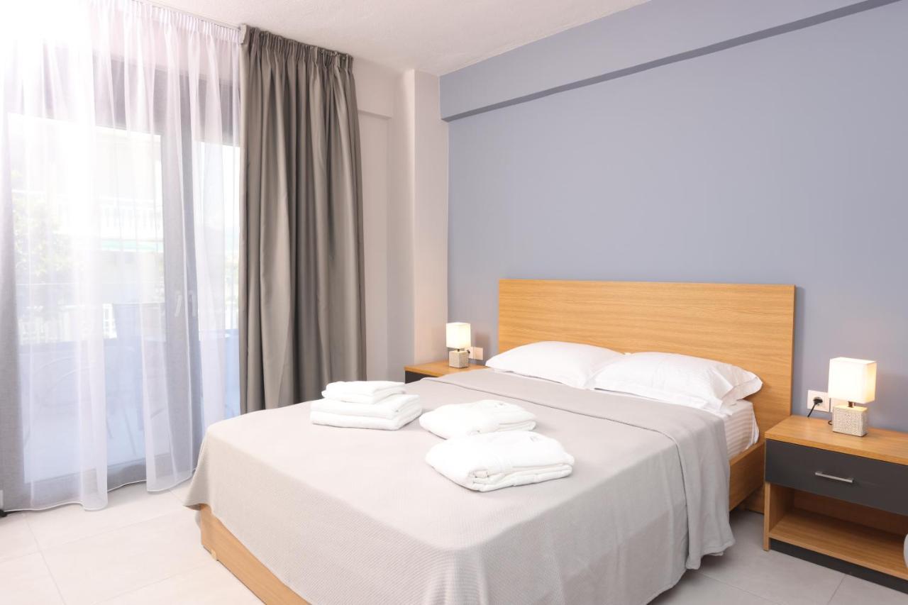 Cynthia Aparthotel Nea Vrasna Bagian luar foto