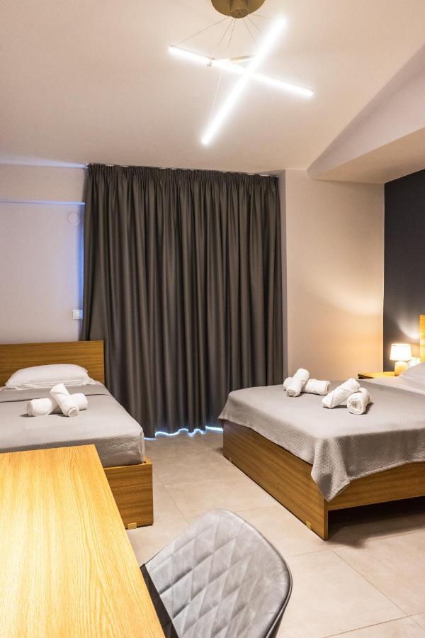 Cynthia Aparthotel Nea Vrasna Bagian luar foto