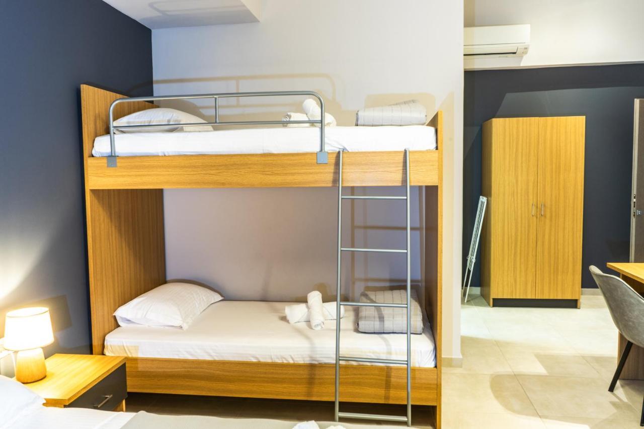 Cynthia Aparthotel Nea Vrasna Bagian luar foto